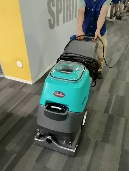 苏宁徐庄软件园易购大楼地毯三合一抽洗