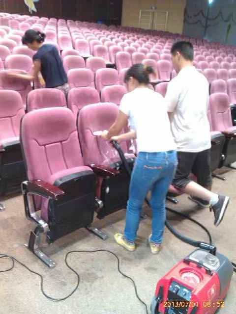 南师附中江宁分校报告厅音乐厅布艺椅子清洗